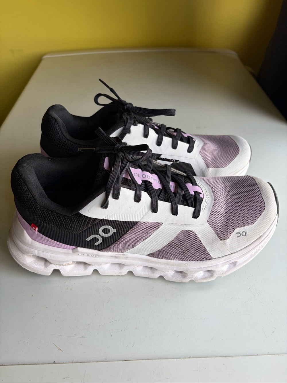 On Cloud Cloudrunner 2 in Lavender, White and Black
